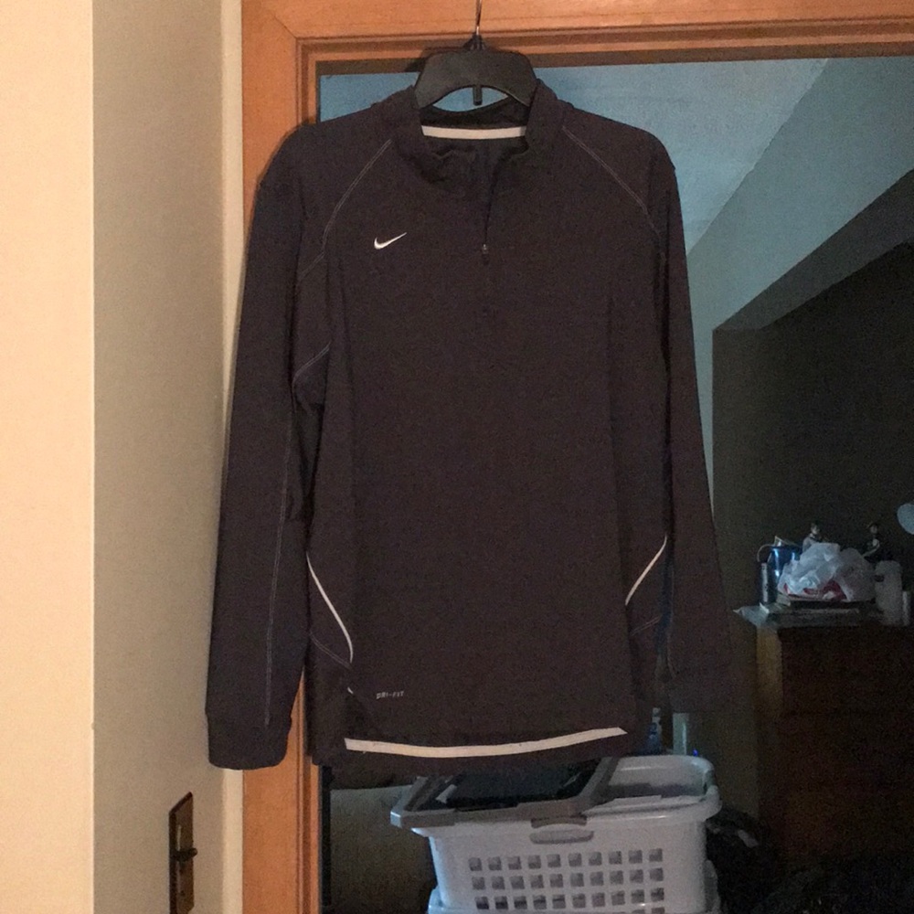 Nike dark grey quarterzip